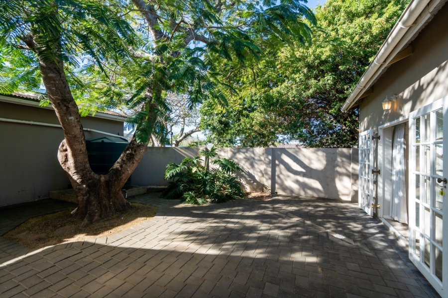5 Bedroom Property for Sale in West Bank Eastern Cape